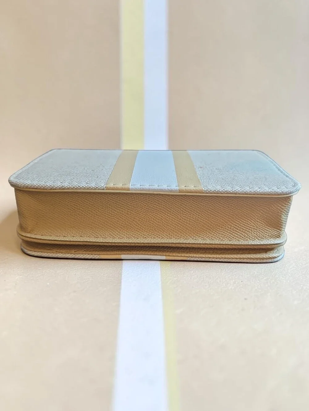 bebe Beige Nwt  & White Canvas Crossbody  Wallet Bag